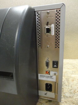 Zebra ZT230 Thermisch Direct  Label Printer USB + Peel Functie 203Dpi