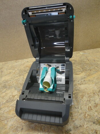 Zebra GX420d Barcode Label Printer USB + Cutter GX42-202522-000